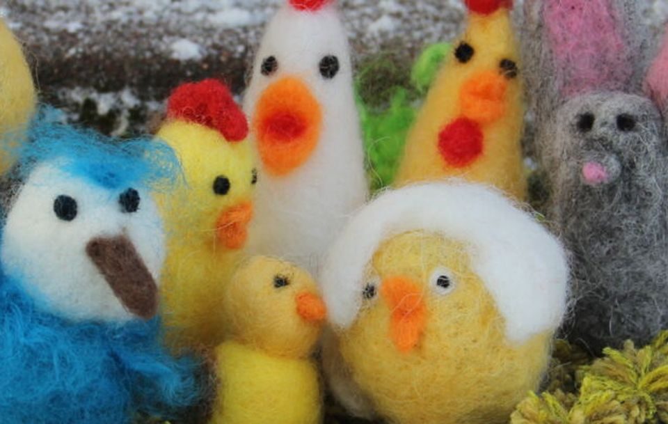 Lär dig tova påskpynt av ull – workshop på Vildmarken